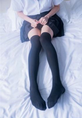 朋友的母亲和妻子_1080P高清视频播放